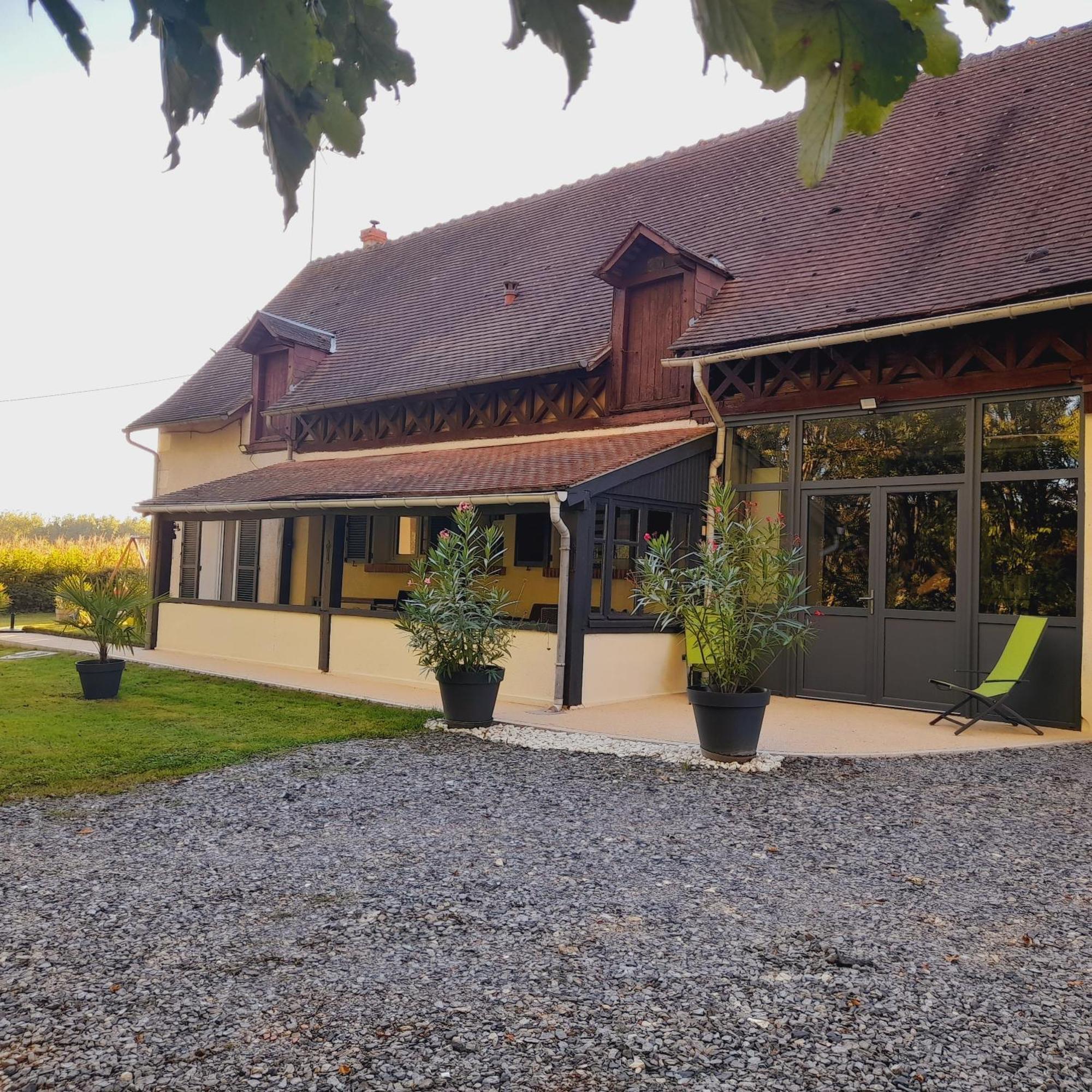 Gite Les Vignes Du Chateau - 4 Personnes Gehee Buitenkant foto